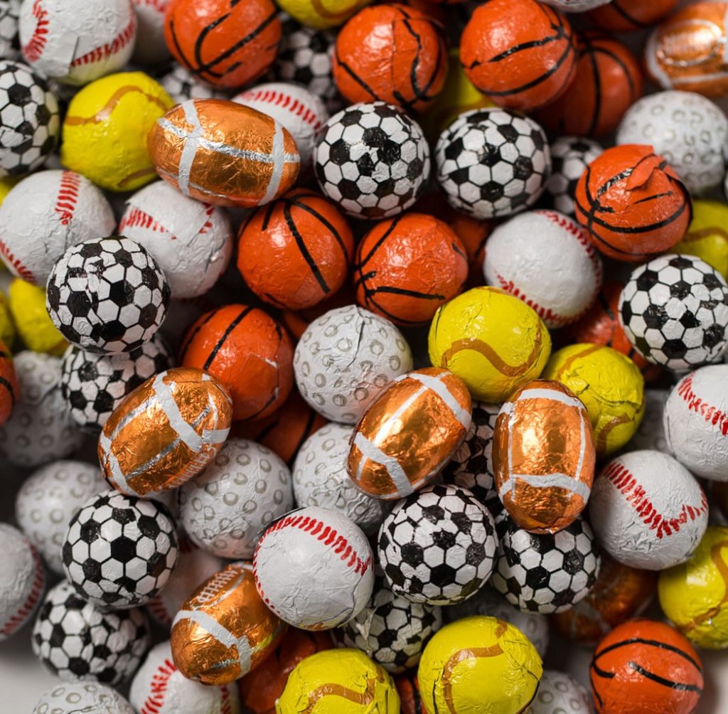 Chocolate Sports Balls – Tastes of the UK